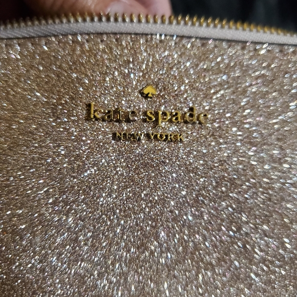 Kate Spade Makeup Bag - Picture 4 of 11